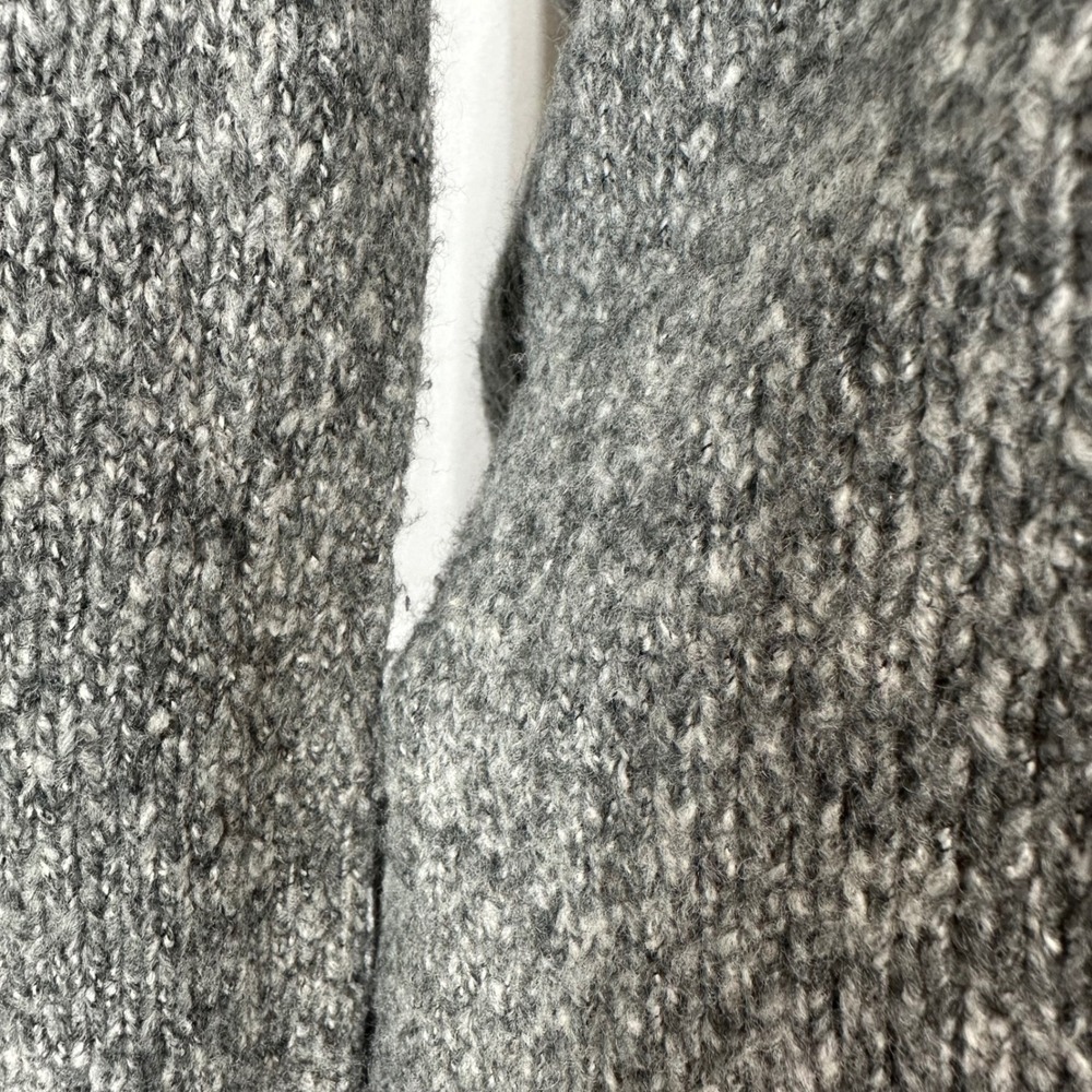 Vintage Y2K Ann Taylor LOFT Gray Merino Wool Blend V Neck Sweater M - Picture 9 of 10